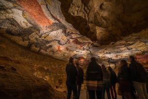 Evidence of man's earliest use of scaffolding